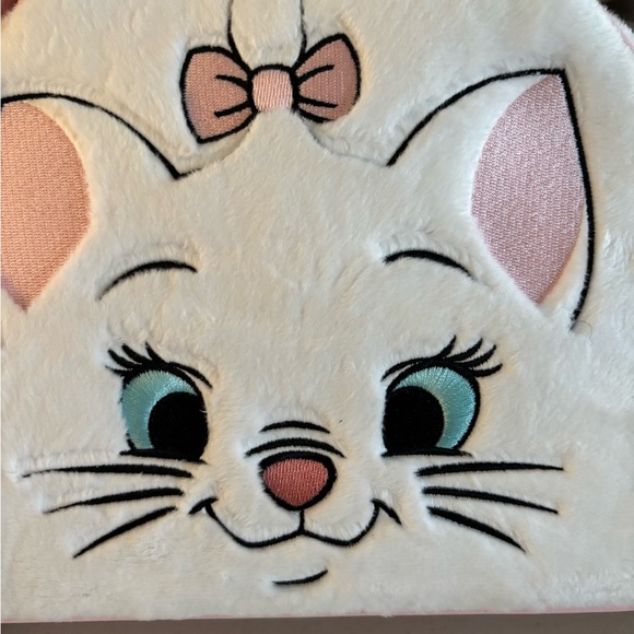 Cute Marie Pink &White cat Face  Bag. New loungfly - Picture 3 of 5